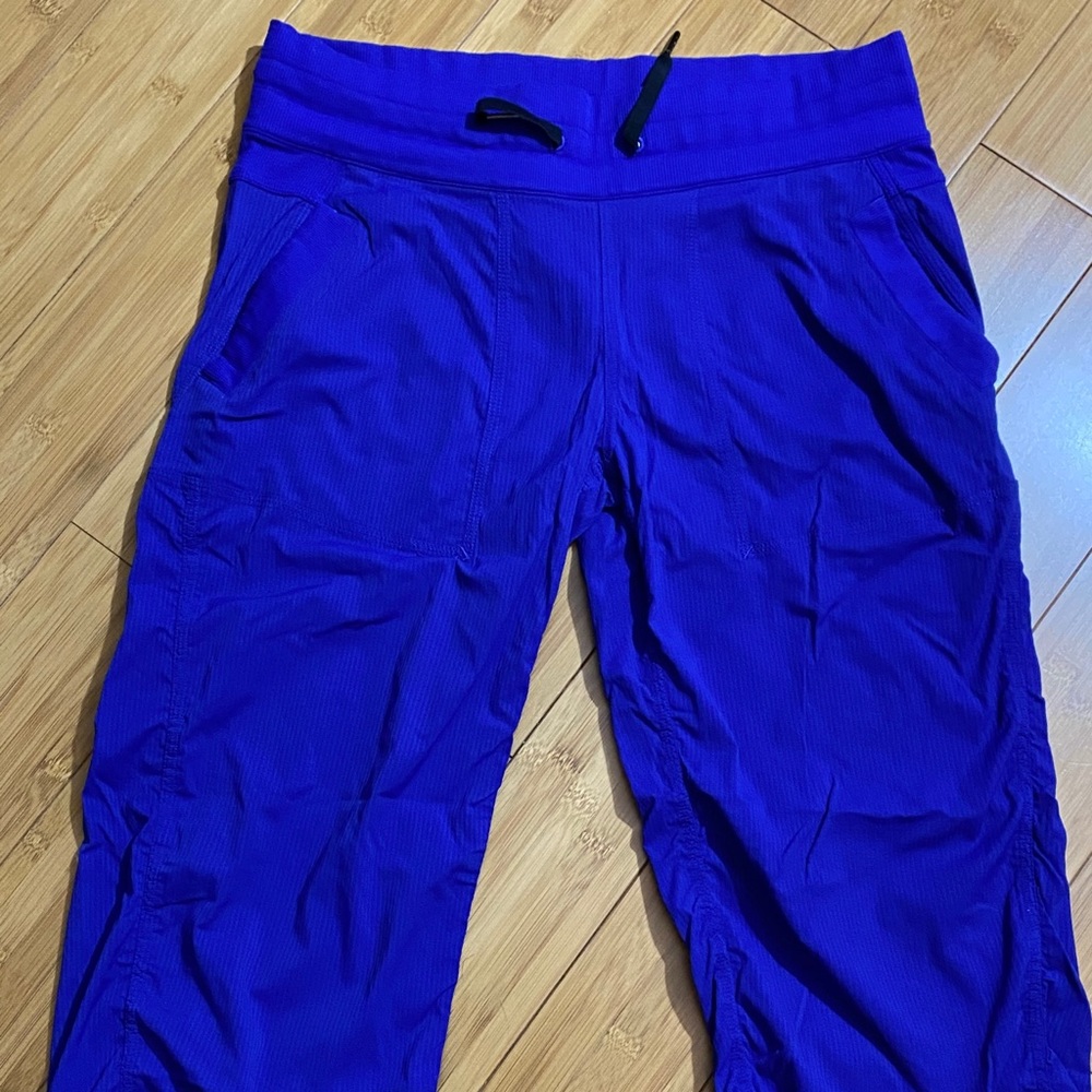 Lululemon Dance Studio Crops